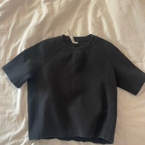 Lululemon structured crop short sleeve